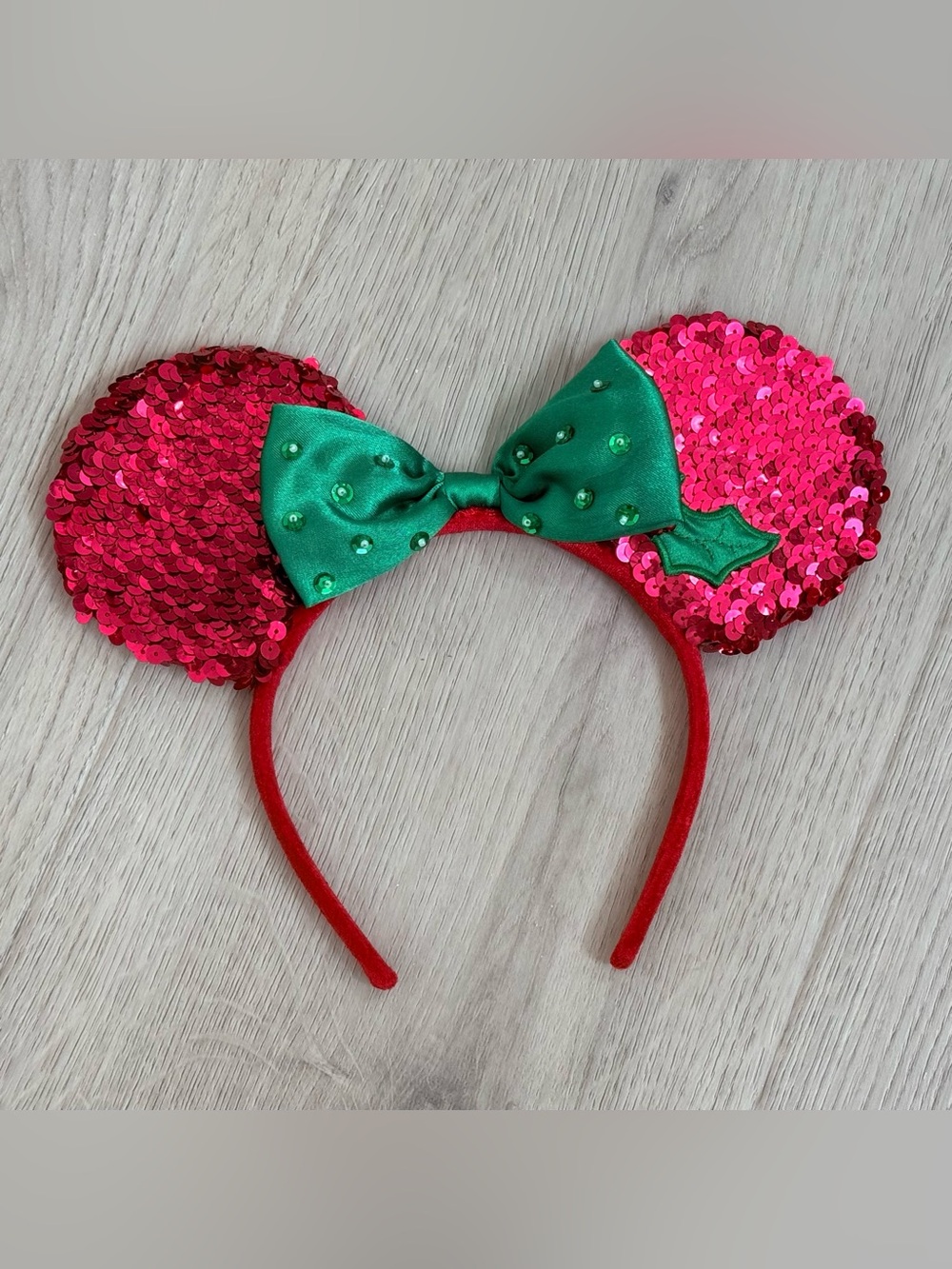 Disney Parks Holiday Minnie Ears 2009